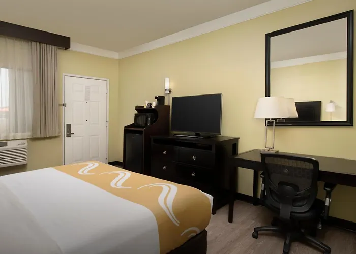 Quality Inn & Suites Gallup I-40 Exit 20