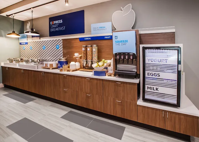 Holiday Inn Express & Suites Gallup East By Ihg